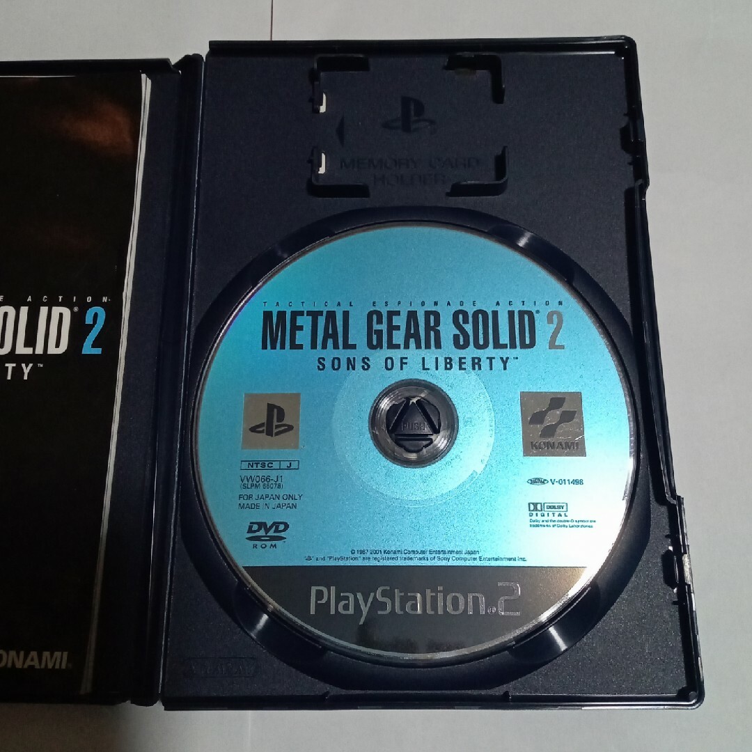 KONAMI(コナミ)の★METAL★GEAR★SOLID2★ エンタメ/ホビーのゲームソフト/ゲーム機本体(家庭用ゲームソフト)の商品写真