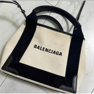 バレンシアガバッグ(BALENCIAGA BAG)のバレンシアガ　NAVY スモールカバス(ショルダーバッグ)