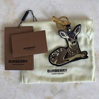 バーバリー(BURBERRY)の新品未使用タグ付　Burberry キーチャーム(キーホルダー)