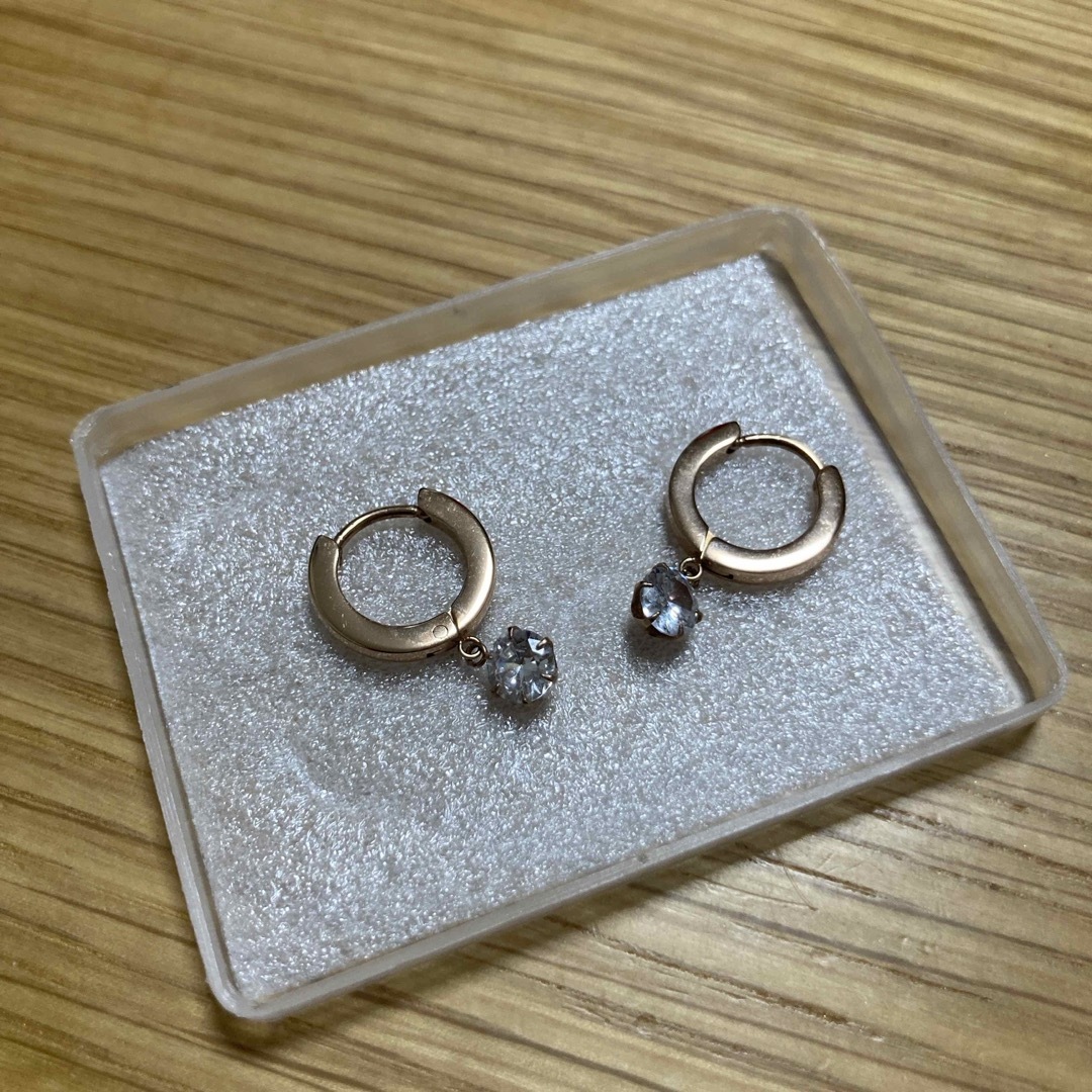 ステンレス　フープピアス　Negozietto　（ネゴツィエット） レディースのアクセサリー(ピアス)の商品写真