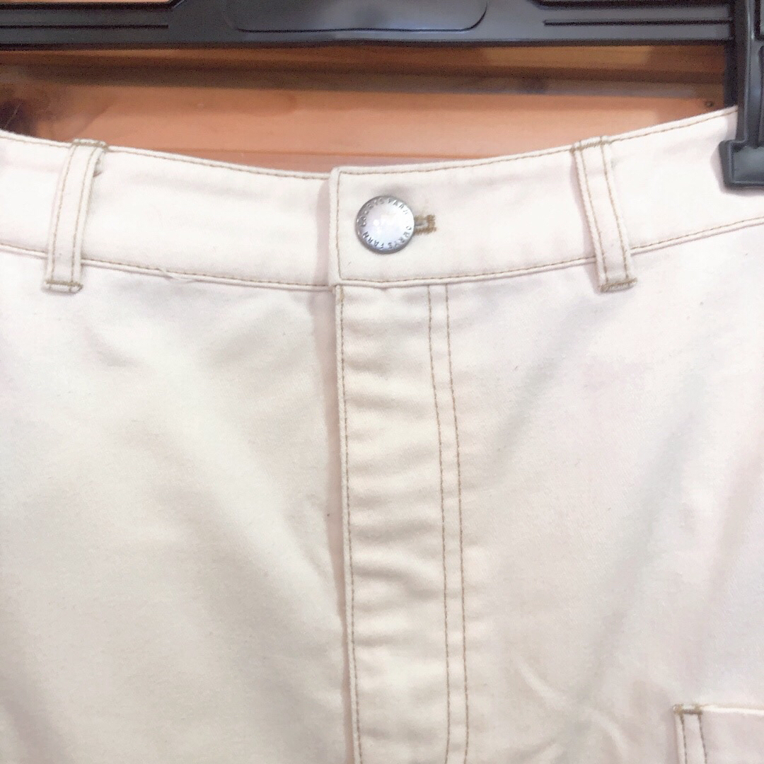 LOWRYS FARM(ローリーズファーム)のミニスカート　白　アイボリー　無地　ローリーズファーム  M 可愛い　台形 レディースのスカート(ミニスカート)の商品写真
