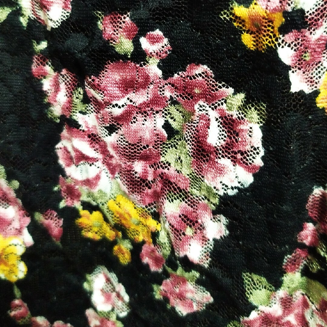花柄Ｌサイズスカート レディースのスカート(ひざ丈スカート)の商品写真