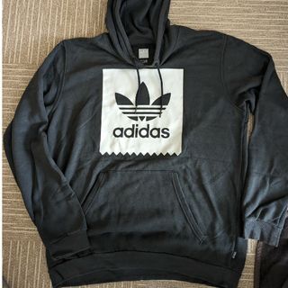 アディダス(adidas)のadidas　パーカー(パーカー)