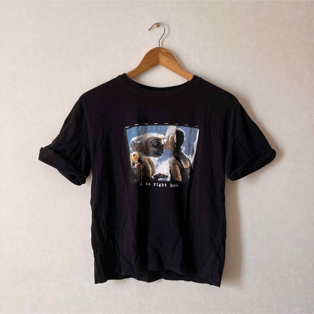 Bershka(ベルシュカ)のE.T Tシャツ  ベルシュカ レディースのトップス(Tシャツ(半袖/袖なし))の商品写真