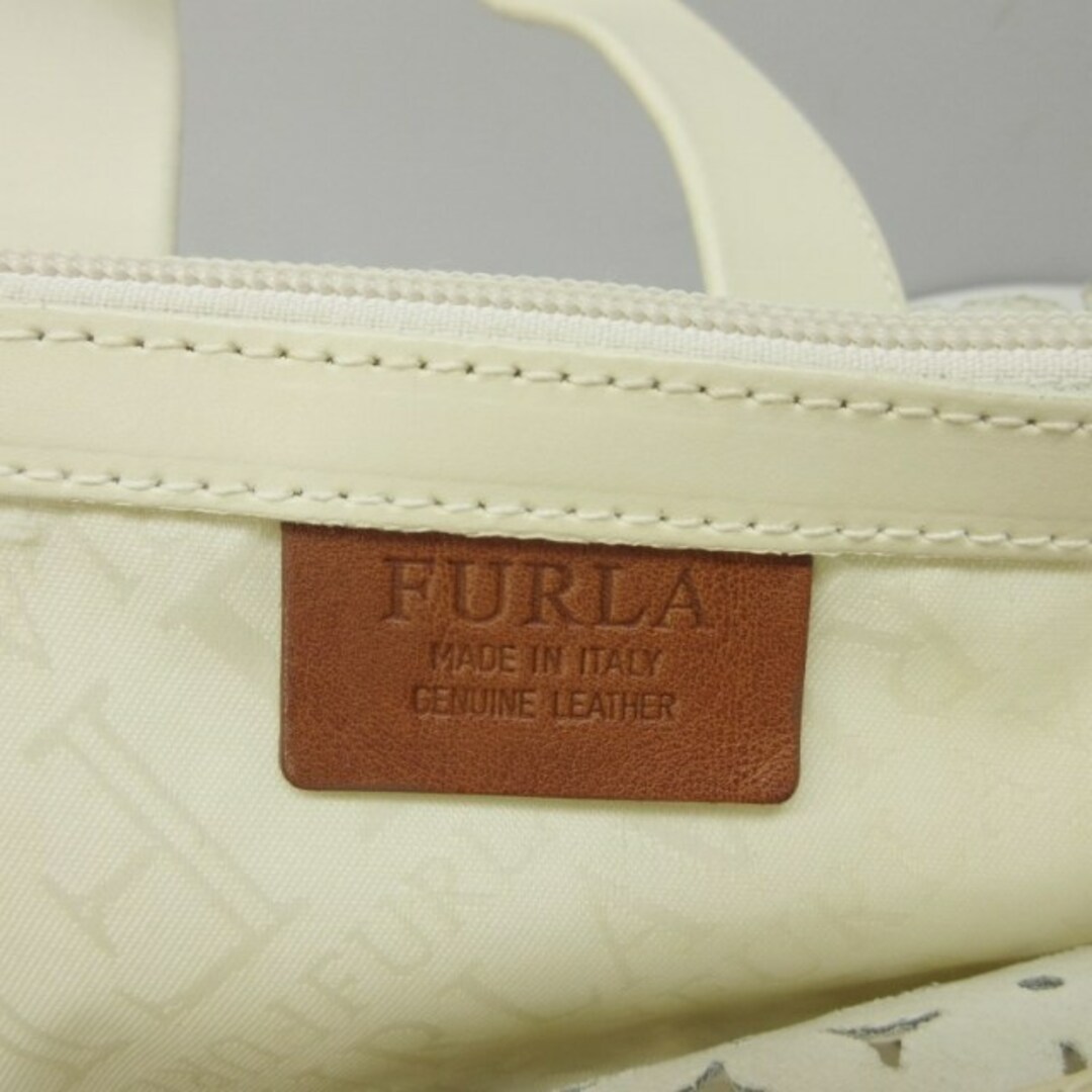 Furla(フルラ)のフルラ トートバッグ ハンドバッグ レザー カットワーク パンチング 加工 レディースのバッグ(トートバッグ)の商品写真