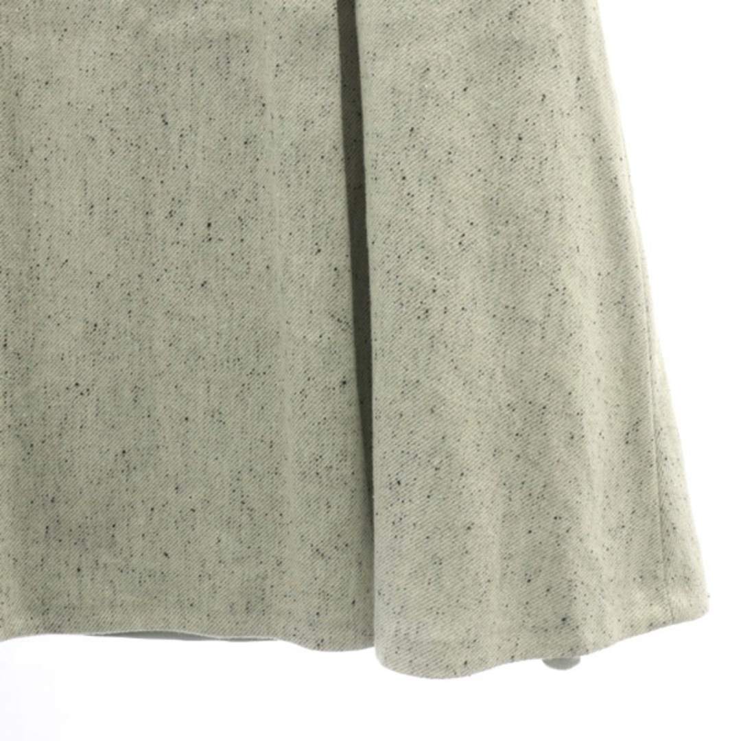 INDIVI(インディヴィ)のインディヴィ フレアスカート ロング ツイード タック 34 ライトグレー レディースのスカート(ロングスカート)の商品写真