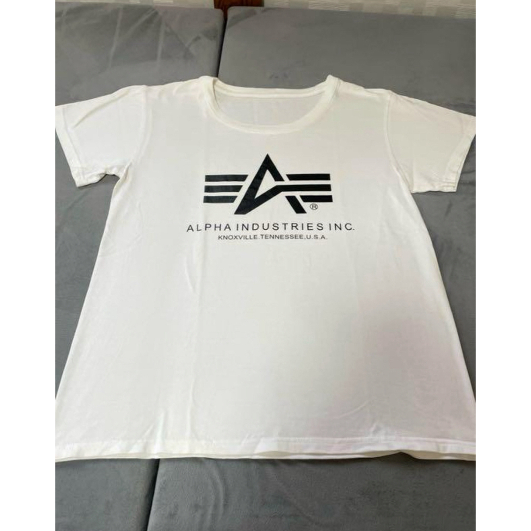 ALPHA INDUSTRIES(アルファインダストリーズ)のalpha industriesロゴTシャツ　2枚セット レディースのトップス(Tシャツ(半袖/袖なし))の商品写真