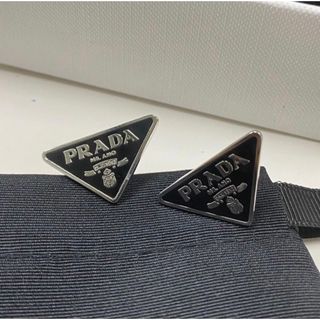 プラダ(PRADA)のプラダ　ピアス　PRADA  刻印あり(ピアス)