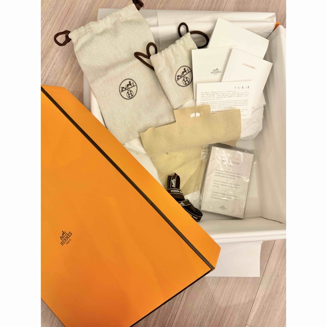 Hermes(エルメス)のHERMES  ケリー28  空箱　エルメス　オレンジボックス レディースのバッグ(ハンドバッグ)の商品写真