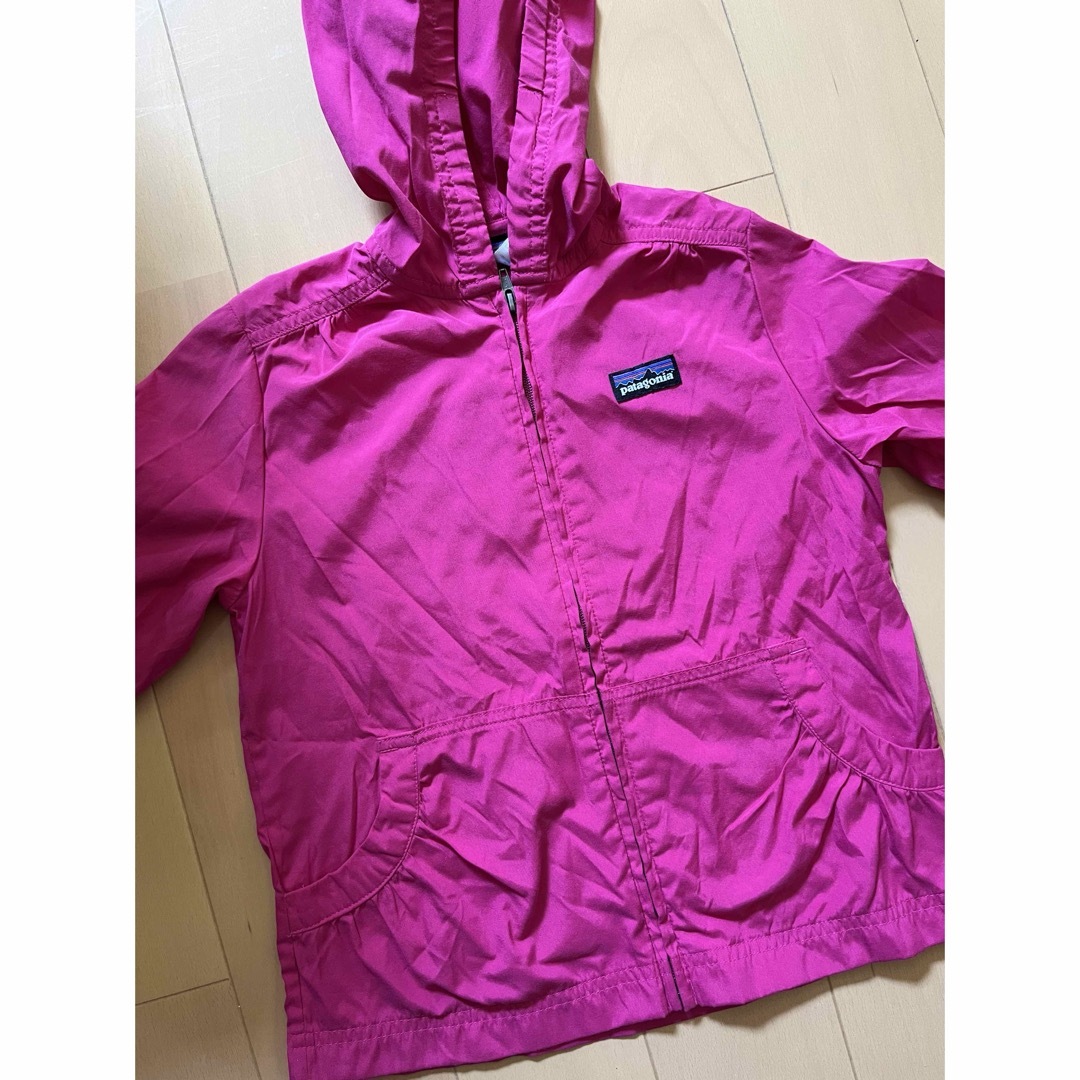 patagonia(パタゴニア)のパタゴニア　ジャケット　xs  5-6歳 キッズ/ベビー/マタニティのキッズ服女の子用(90cm~)(ジャケット/上着)の商品写真