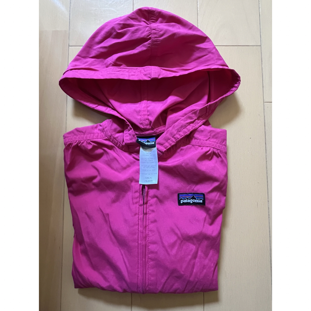 patagonia(パタゴニア)のパタゴニア　ジャケット　xs  5-6歳 キッズ/ベビー/マタニティのキッズ服女の子用(90cm~)(ジャケット/上着)の商品写真