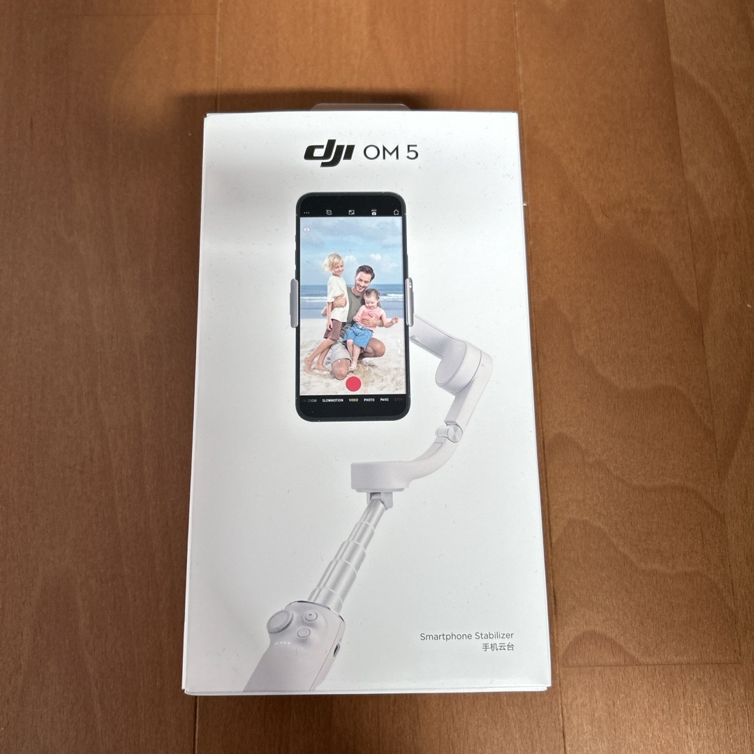 【週末限定値下げ】DJIジャパン OM5 Sunset White OM5SSW スマホ/家電/カメラのカメラ(その他)の商品写真