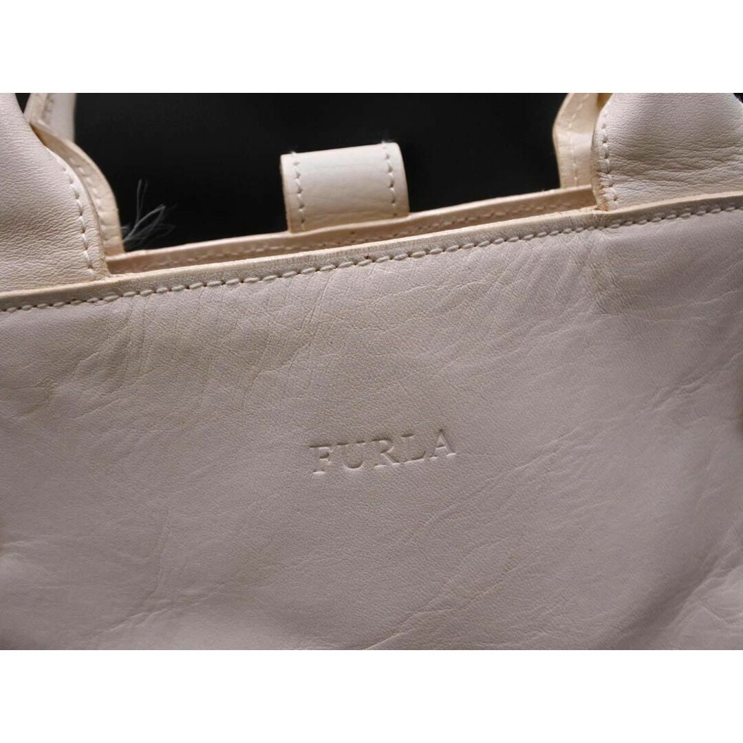 Furla(フルラ)のFURLA フルラ 本革 レザー ハンド バッグ アイボリー ■■ レディース レディースのバッグ(ハンドバッグ)の商品写真