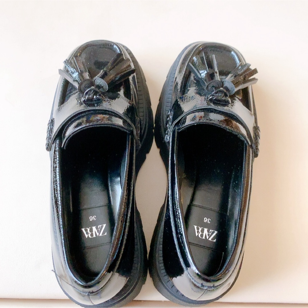 ZARA - ZARA トラックソール ローファー 黒 36の通販 by HORIC ZARA - ZARA トラックソール ローファー 黒 36の通販 by HORIC