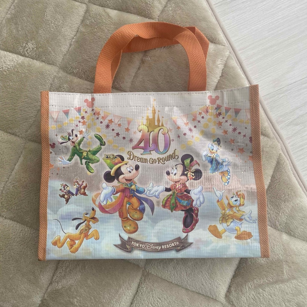 Disney(ディズニー)のディズニー　40周年　限定　ショップ袋　バック　 レディースのバッグ(ショップ袋)の商品写真