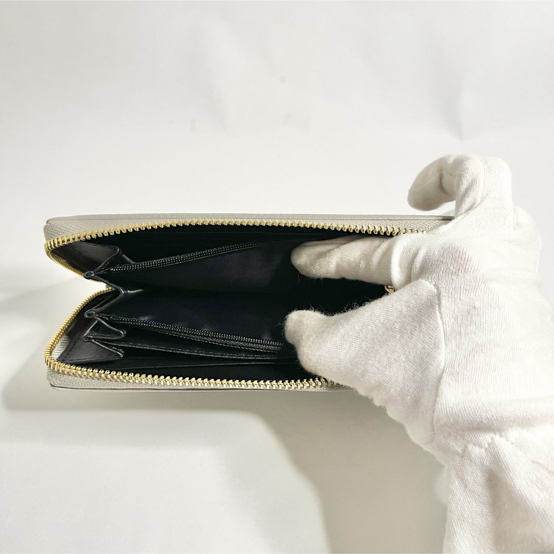 ★新品未使用★ Vivienne Westwood 長財布 グレー ★新品未使用★ Vivienne Westwood 長財布 グレー