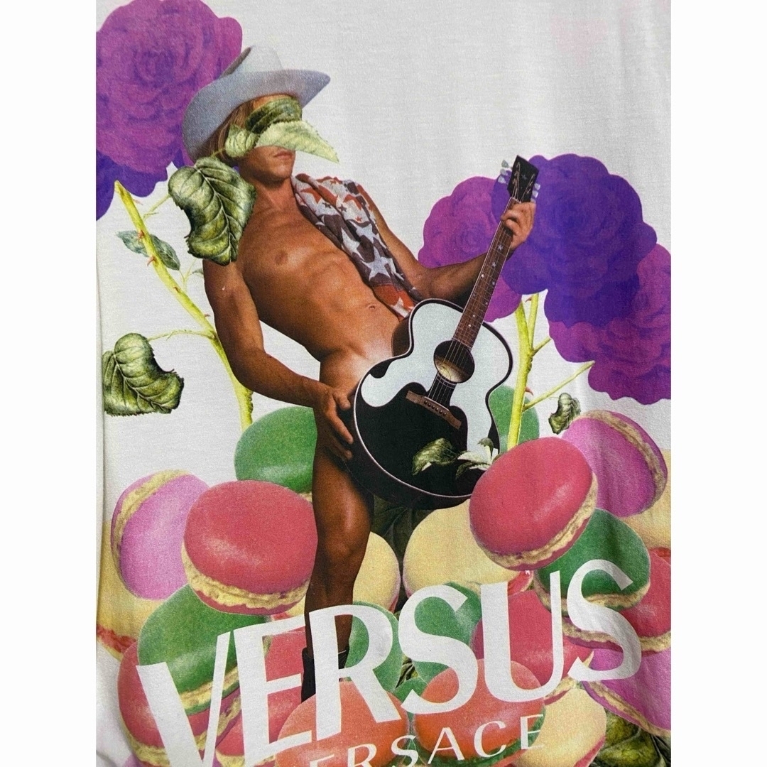 VERSUS(ヴェルサス)のVERSUS ヴェルサス メイルヌードTシャツ L ほぼ未使用 メンズのトップス(Tシャツ/カットソー(半袖/袖なし))の商品写真