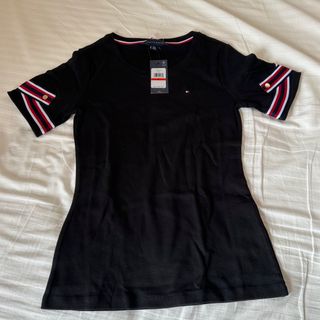 トミーヒルフィガー(TOMMY HILFIGER)のTommy Hilfiger XSサイズ　新品タグ付き　トップス(Tシャツ(半袖/袖なし))