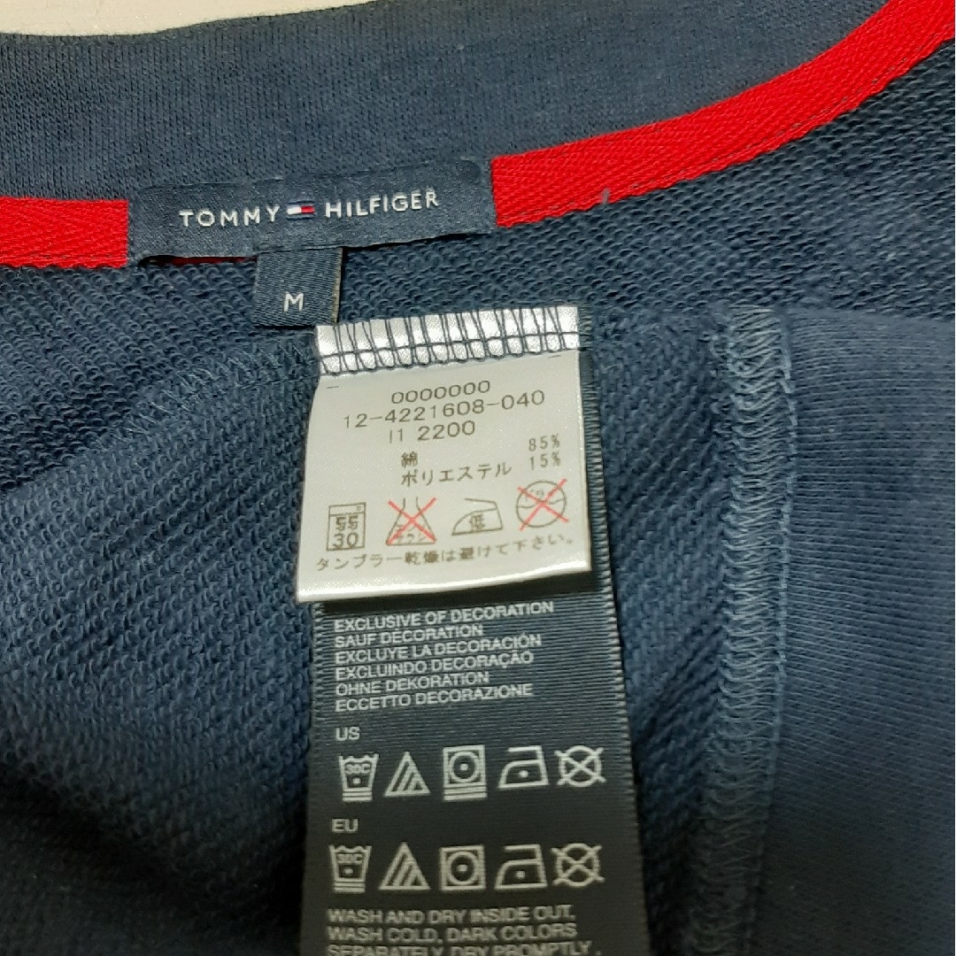 TOMMY HILFIGER(トミーヒルフィガー)の#TOMMY HILFIGER／綿85%ポリ15%／ネービー色ワッペン／M／美品 レディースのトップス(Tシャツ(長袖/七分))の商品写真