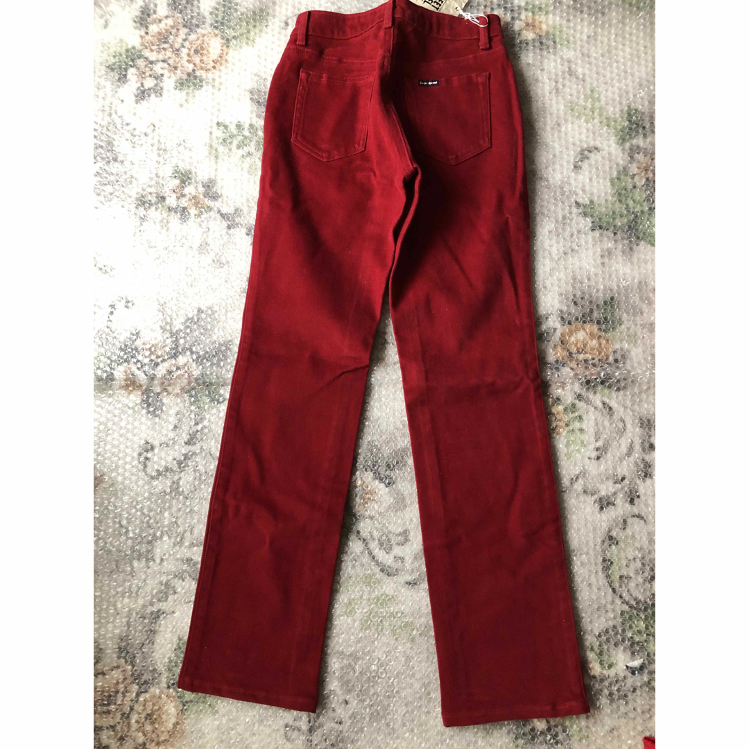 SweetCamel(スウィートキャメル)のスイートキャメル　赤　58 レディースのパンツ(デニム/ジーンズ)の商品写真