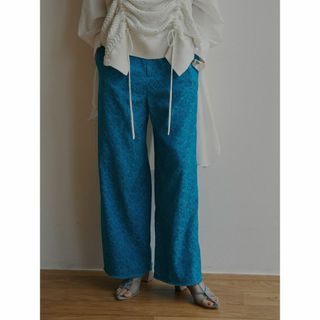 アメリヴィンテージ(Ameri VINTAGE)の着２回 LEAF JACQUARD STRAIGHT PANTSブルーM(カジュアルパンツ)