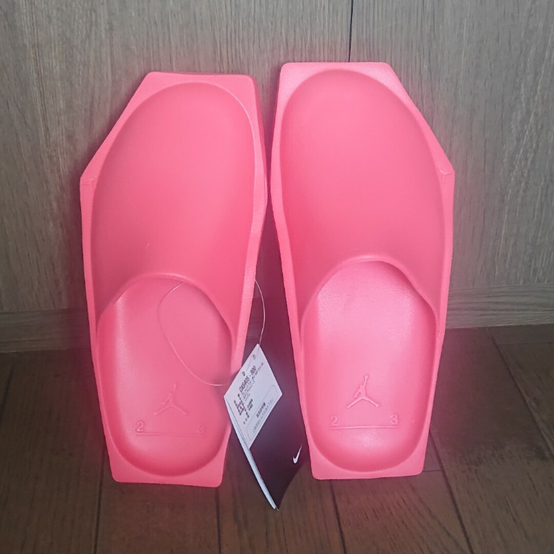 NIKE(ナイキ)の新品 ナイキ ジョーダン ミュール サンダル24cm コーラル ピンク レディースの靴/シューズ(サンダル)の商品写真