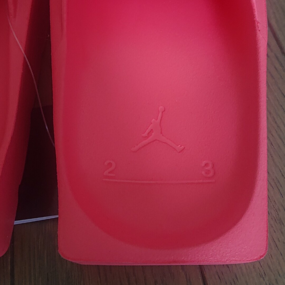 NIKE(ナイキ)の新品 ナイキ ジョーダン ミュール サンダル24cm コーラル ピンク レディースの靴/シューズ(サンダル)の商品写真