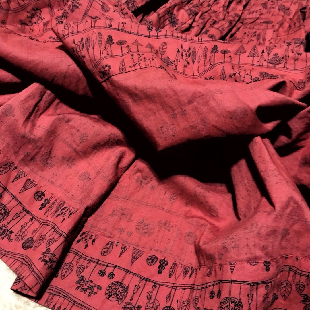 Vivienne Westwood(ヴィヴィアンウエストウッド)のヴィヴィアンウエストウッド【美品】木×オーブ 総柄 コットン フレア スカート レディースのスカート(ひざ丈スカート)の商品写真