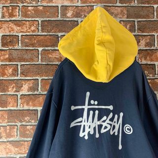 ステューシー(STUSSY)の【即完売】ステューシー　バックプリント　ショーンフォト　ツートン　長袖　パーカー(パーカー)