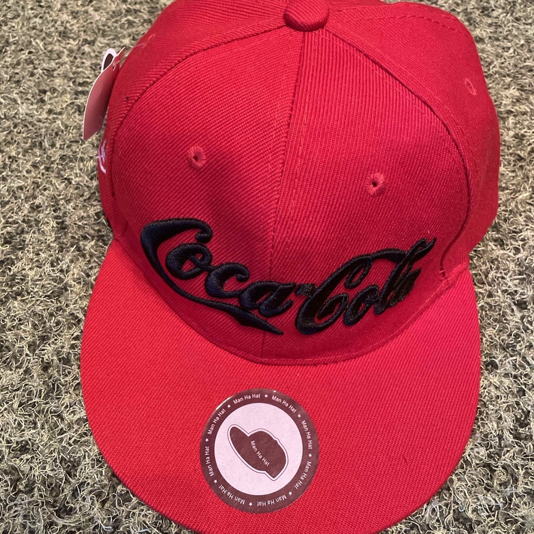 コカ・コーラ(コカコーラ)の『限定品』ソフトバンクホークス　コカコーラ　キャップ　レッド メンズの帽子(キャップ)の商品写真