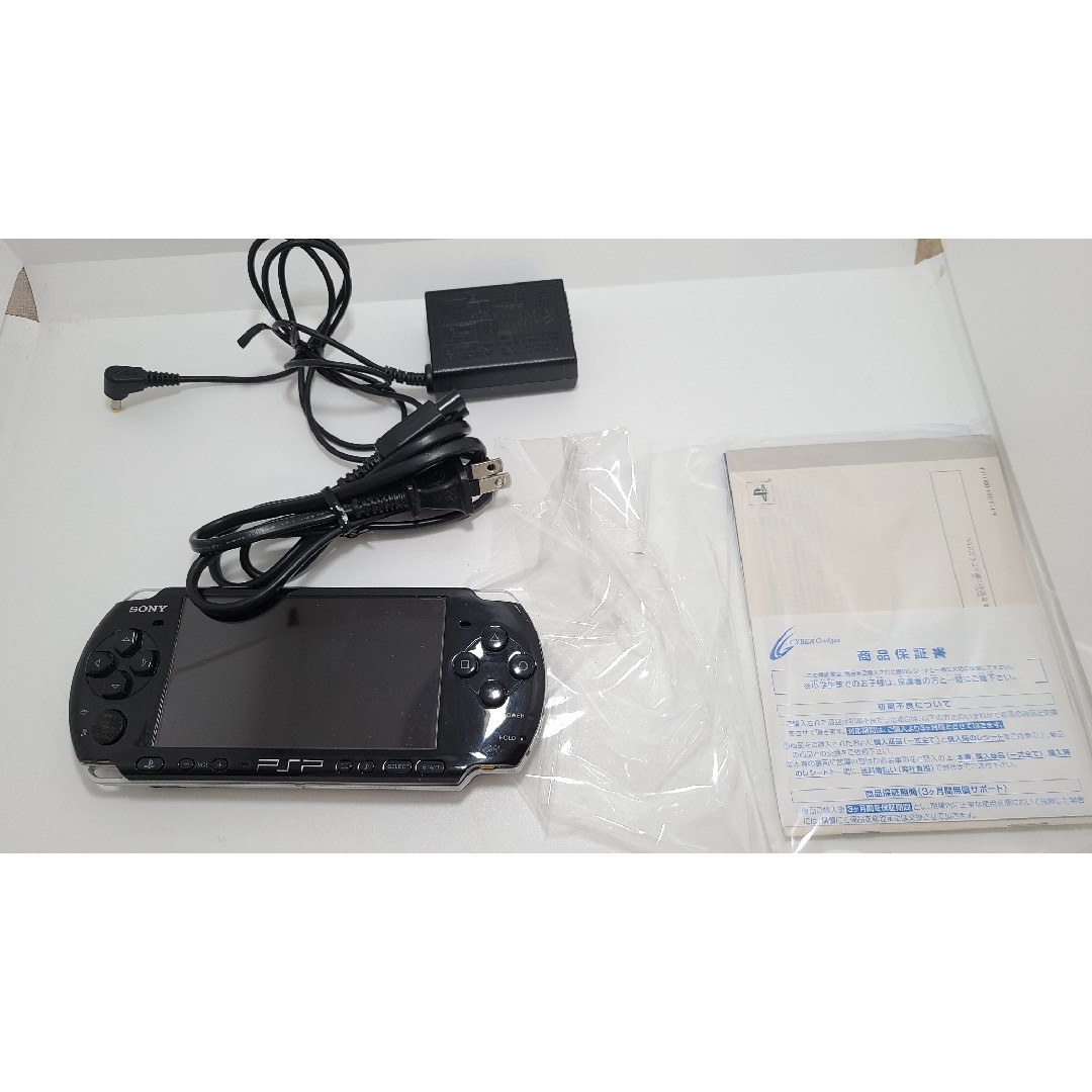 PlayStation Portable(プレイステーションポータブル)のPSP 3000 ブラック 付属品完備 エンタメ/ホビーのゲームソフト/ゲーム機本体(携帯用ゲーム機本体)の商品写真