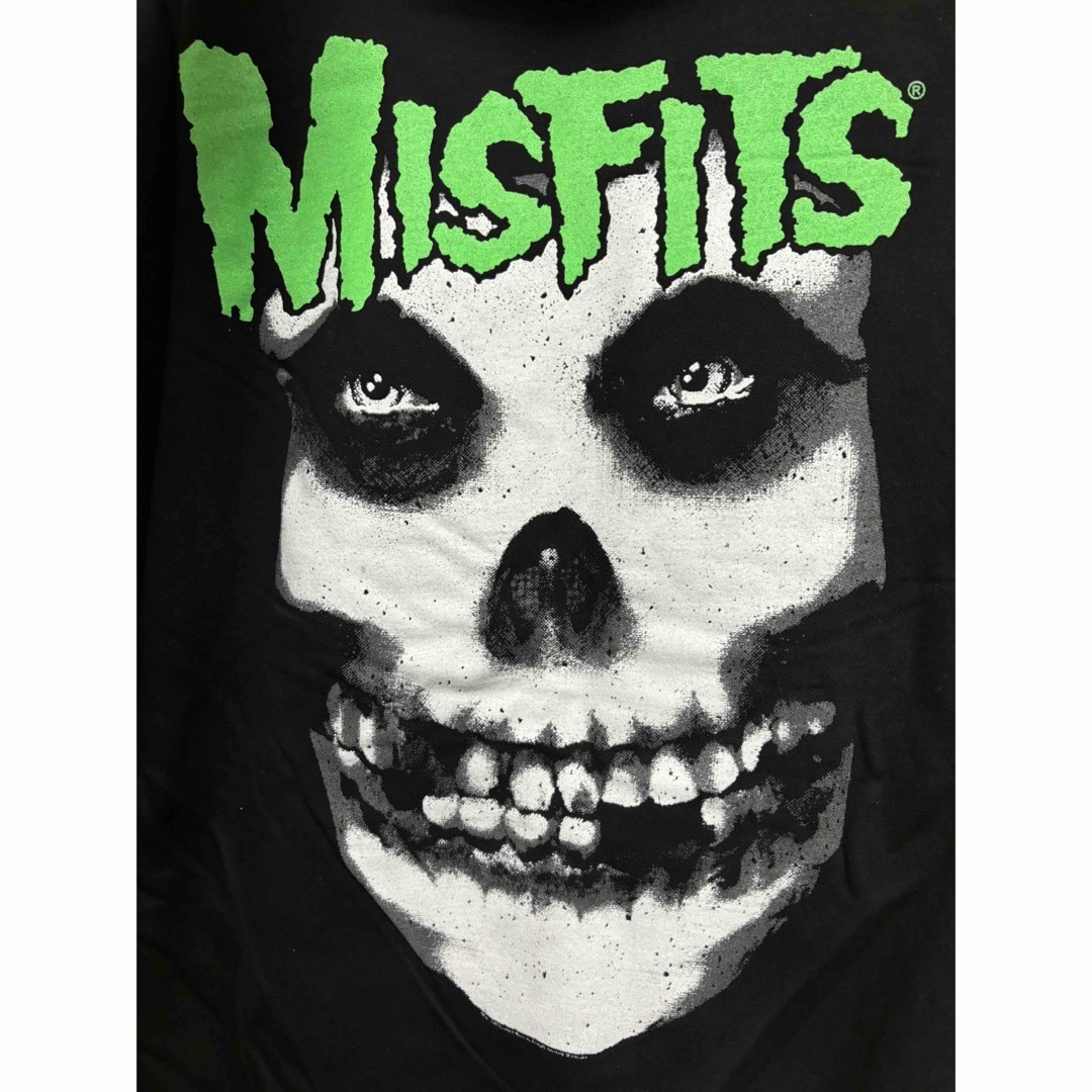 新品 Misfits パーカー XLサイズ ミスフィッツ ブラック パンク 新品 Misfits パーカー XLサイズ ミスフィッツ ブラック パンク