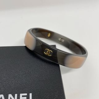 シャネル(CHANEL)の［正規品］CHANEL ヴィンテージ バングル　ココマーク(ブレスレット/バングル)