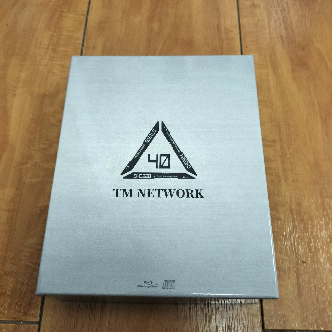 TM　NETWORK　40th　Anniversary　BOX Blu-ray エンタメ/ホビーのDVD/ブルーレイ(ミュージック)の商品写真