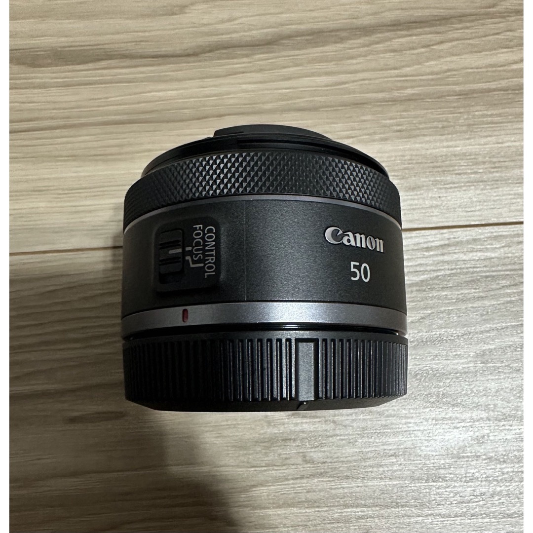 Canon(キヤノン)のCANON RF　50mm F1.8 STM RF5018STM　キャノン スマホ/家電/カメラのカメラ(レンズ(単焦点))の商品写真