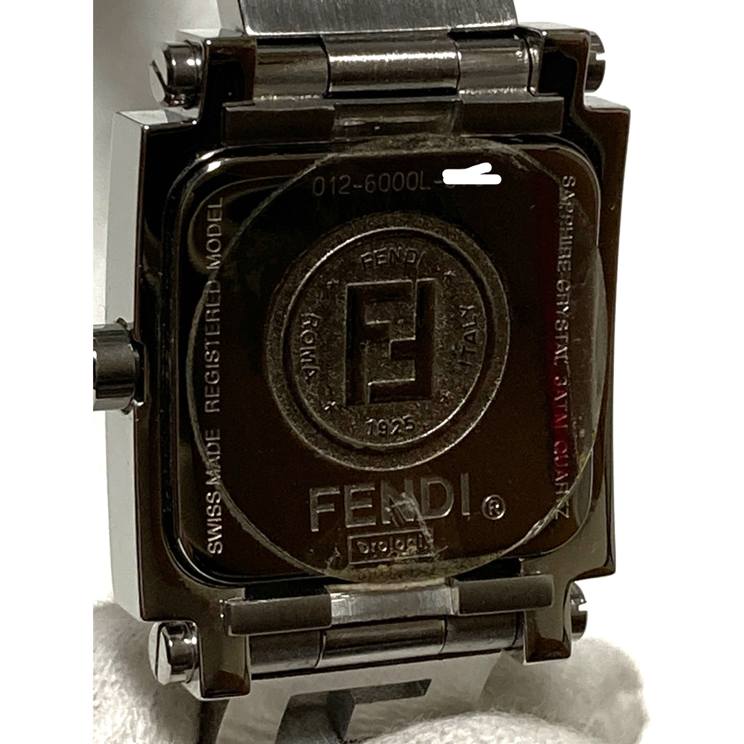 FENDI(フェンディ)の極美品！　FENDI フェンディ　電池新品　ズッカベルト　レディース腕時計 レディースのファッション小物(腕時計)の商品写真