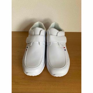 ルコックスポルティフ(le coq sportif)のナースシューズ(スニーカー)