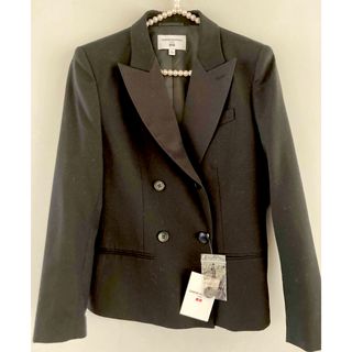 ユニクロ(UNIQLO)のCARINE POITFELD PARIS タキシードジャケット　新品(テーラードジャケット)