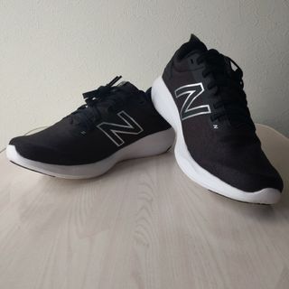 New Balance - 【美品】ニューバランス  シューズ  25.5cm  黒