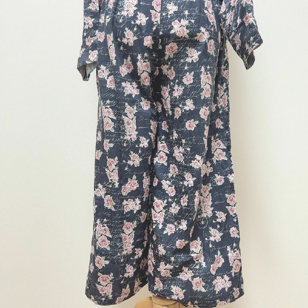 axes femme(アクシーズファム)のアクシーズファム　オールインワン　M　ネイビー　ピンク　グリーン　花柄　巾着付き レディースのパンツ(オールインワン)の商品写真