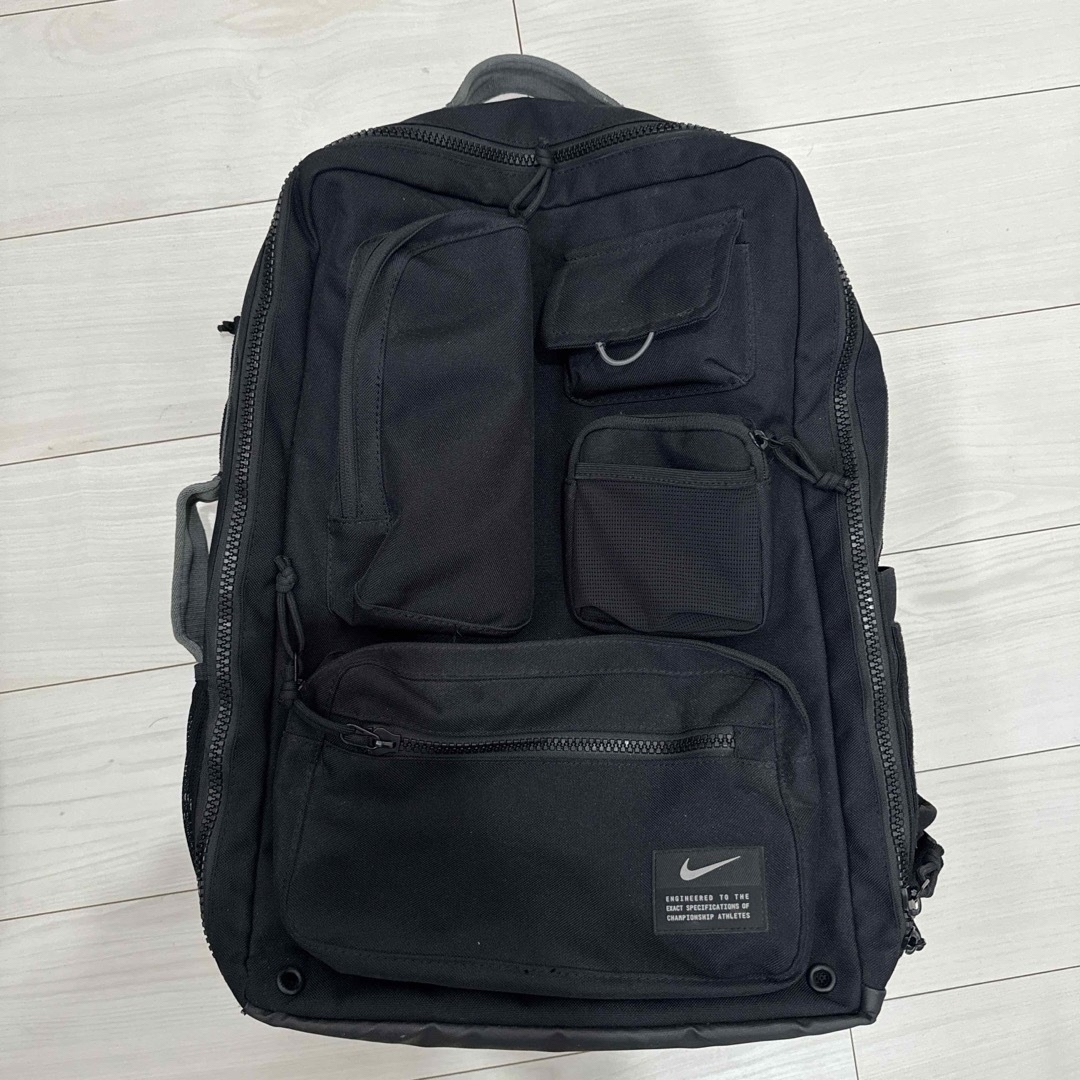 NIKE(ナイキ)のナイキ ユーティリティ エリート バックパック メンズのバッグ(バッグパック/リュック)の商品写真