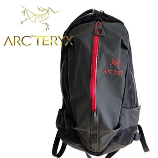 アークテリクス(ARC'TERYX)のアークテリクス リュック アロー22 レッド (バッグパック/リュック)