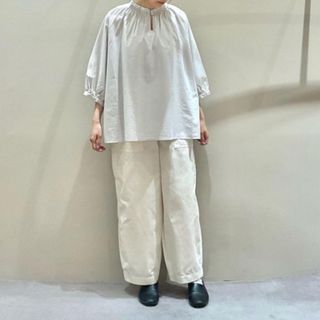 ネストローブ(nest Robe)の雨のリュウグウ　アマツブ　ブラウス　新品未使用(シャツ/ブラウス(長袖/七分))