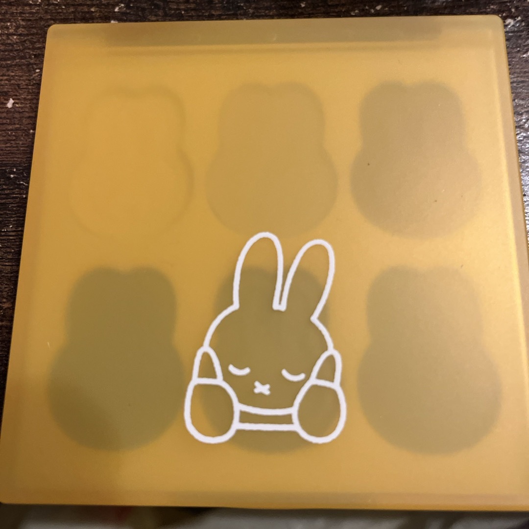 miffy アイシャドウ コスメ/美容のベースメイク/化粧品(アイシャドウ)の商品写真