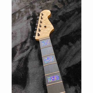 Musikraft Strat 4ABirdseye Maple EbonyFB