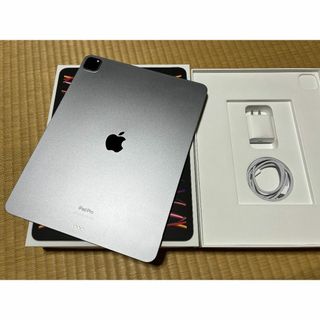 アイパッド(iPad)の美品　第6世代　iPad Pro 12.9インチ 256GB Wi-Fiモデル(タブレット)