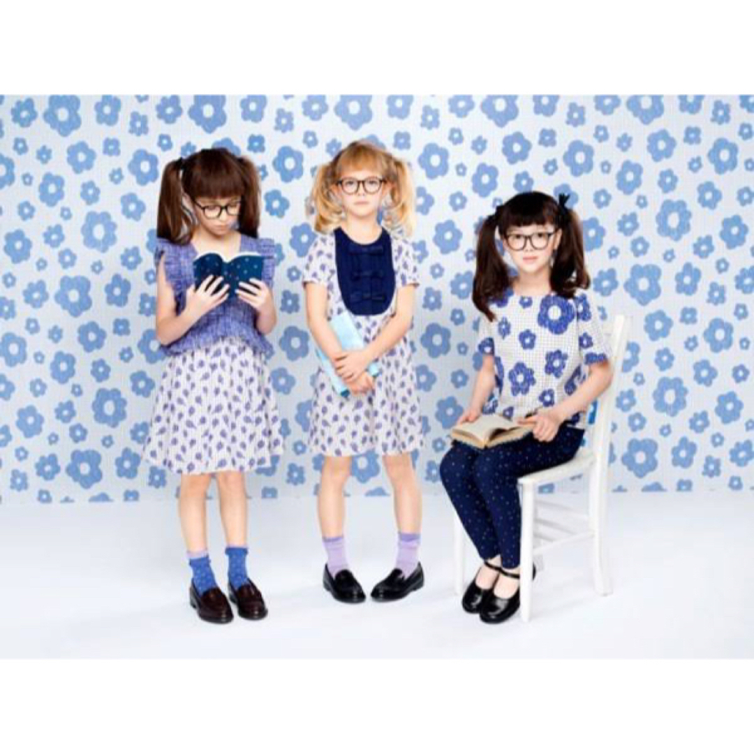 UNIQLO(ユニクロ)のユニクロ×カレンウォーカー コラボワンピース 140 karen walker キッズ/ベビー/マタニティのキッズ服女の子用(90cm~)(ワンピース)の商品写真