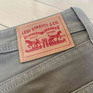 リーバイス(Levi's)の美品　Levi's リーバイス　Boyfriend  26 ローライズ(カジュアルパンツ)