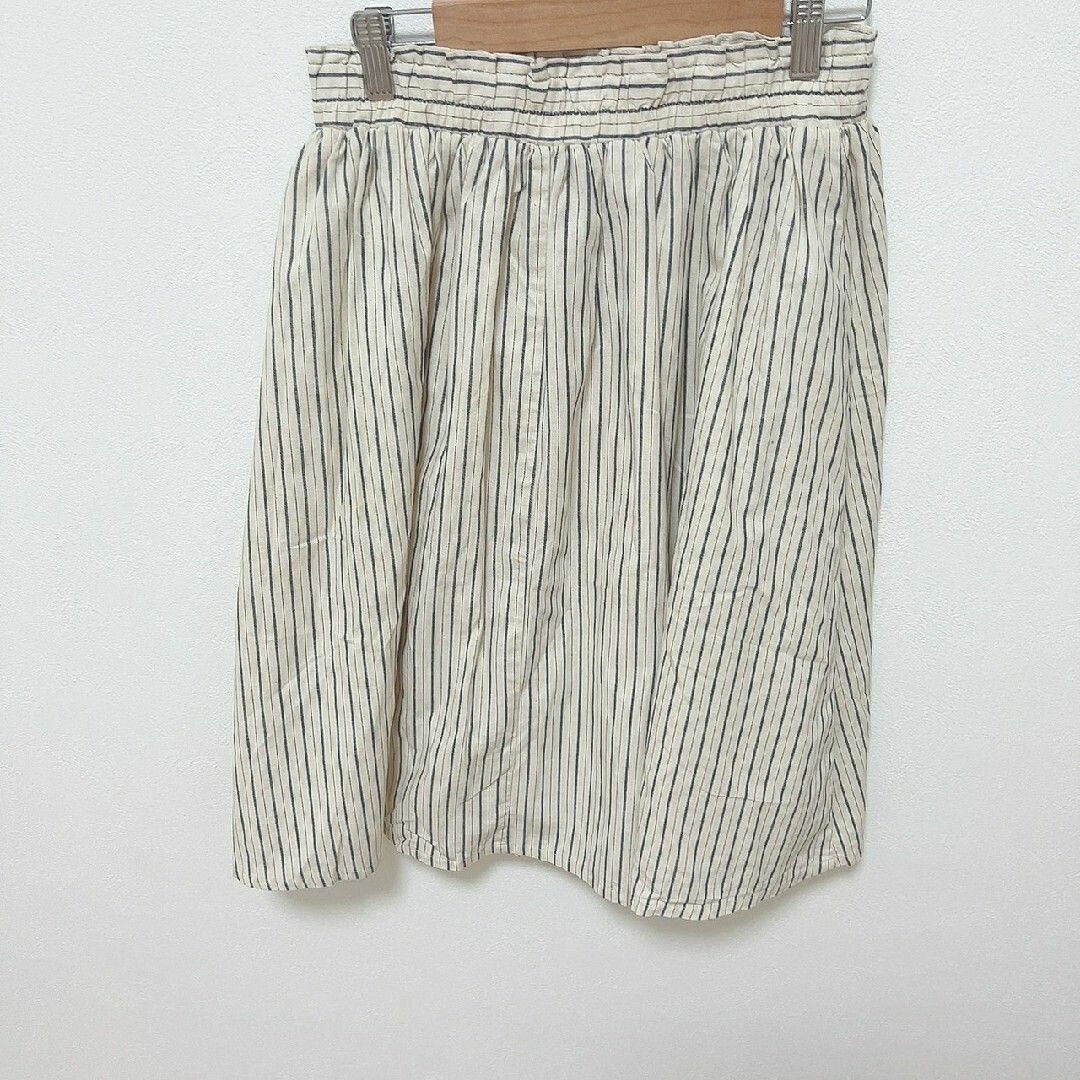 frames RAY CASSIN(フレームスレイカズン)のフレームスレイカズン　ひざ丈スカート　F　ストライプ　ウエストゴム　きれいめ　綿 レディースのスカート(ひざ丈スカート)の商品写真