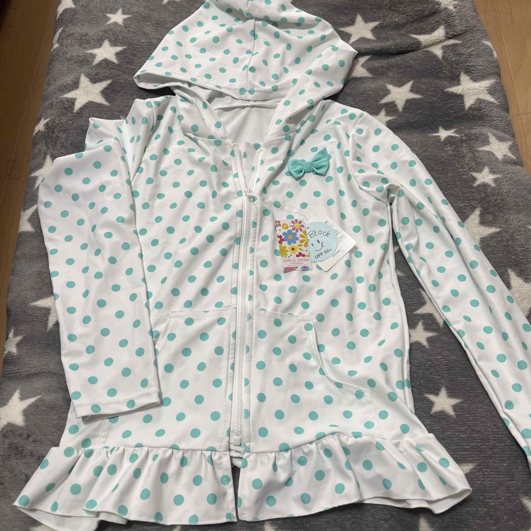 motherways(マザウェイズ)のマザウェイズ  ラッシュガード　140cm 新品 キッズ/ベビー/マタニティのキッズ服女の子用(90cm~)(水着)の商品写真